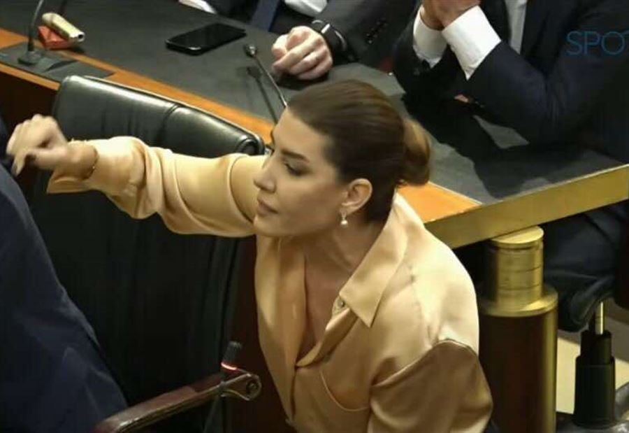 بالفيديو: “منحطِّين” و”بلا شَرَف”… سجالٌ وشتائم في المجلس