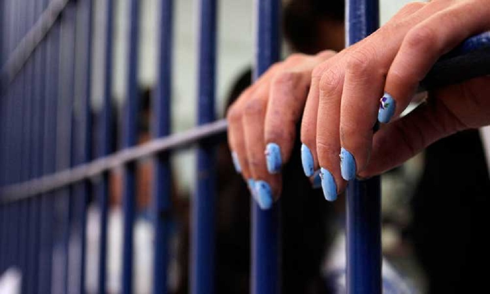 بعد إحتجازها في إيران.. الإفراج عن مواطنة ألمانية – إيرانية
