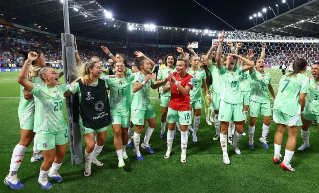 جيريلي تقود إيطاليا لقبل نهائي بطولة أوروبا للسيدات