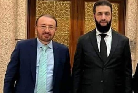 ابن «الجزيرة» المدلّل يٌهاجم.. ثم يحذف!