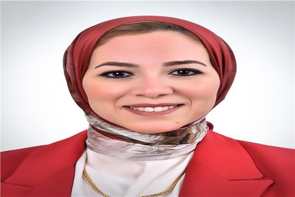 عبير الشربيني متحدثًا رسميًا لوزارة البترول