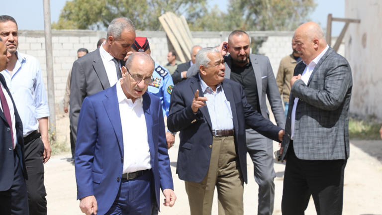 وزيرا “التربية” و”الإدارة المحلية” يطلعان على مشروع تطوير تل إربد