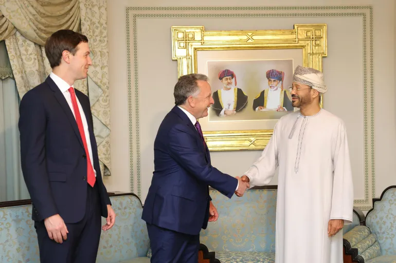 عُمان تدعو واشنطن وطهران إلى تقديم تنازلات مؤلمة