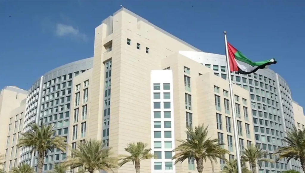 الإمارات تُدين “التفجيرين الإرهابيين” في دمشق وتؤكد تضامنها مع سوريا