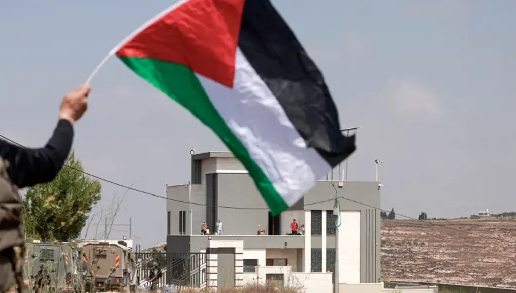 قصرة الفلسطينية… ماذا نعرف عن البلدة التي تعرقل تمدّد الحزام الاستيطاني؟