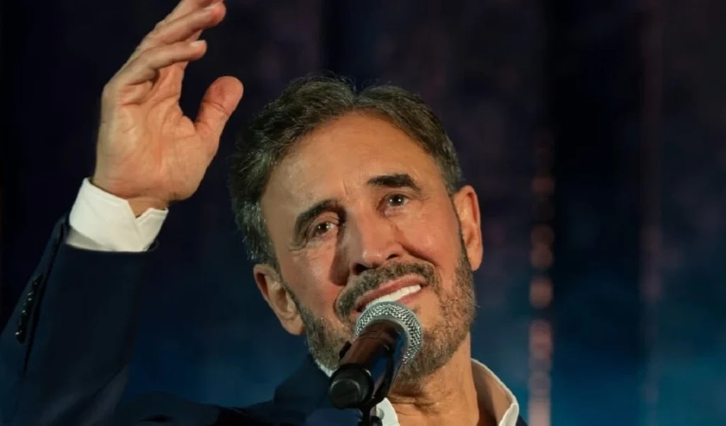 650 دولاراً للقاء كاظم الساهر.. لمن يغني القيصر في بيروت؟