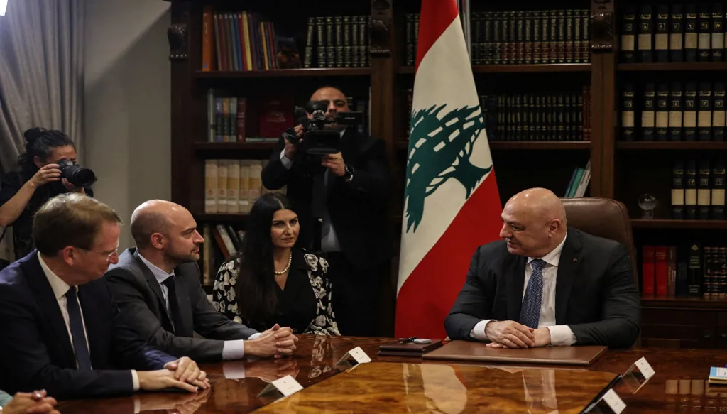 بارو من بعبدا يطرح ترتيبات ما بعد اليونيفيل… “تامبا” تحل محل روما والتصعيد الإسرائيلي مستمر جنوباً